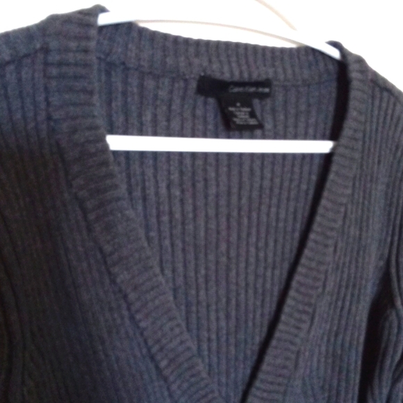 Calvin Klein V-Neckline Long Sleeve Cardigan - Picture 4 of 8